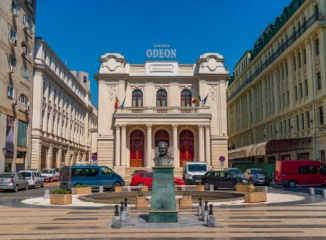 חבילות בוקרשט